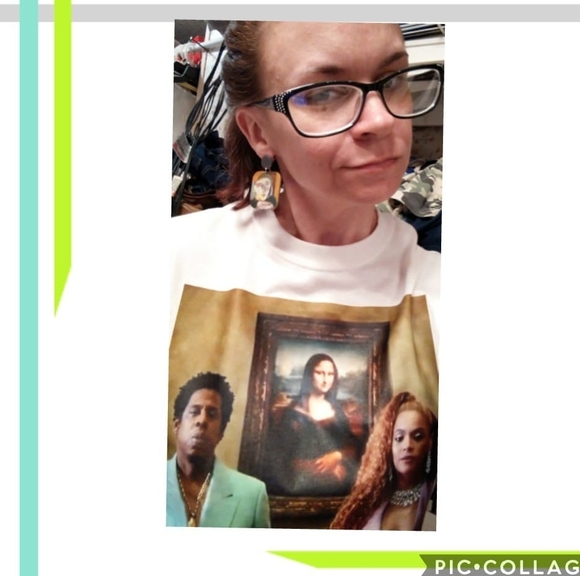 Meet your Posher, Tiffany - Picture 1 of 1